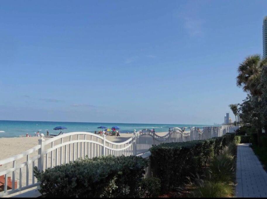 Lovely Apartment In The Beach- Tides Hollywood Exterior photo